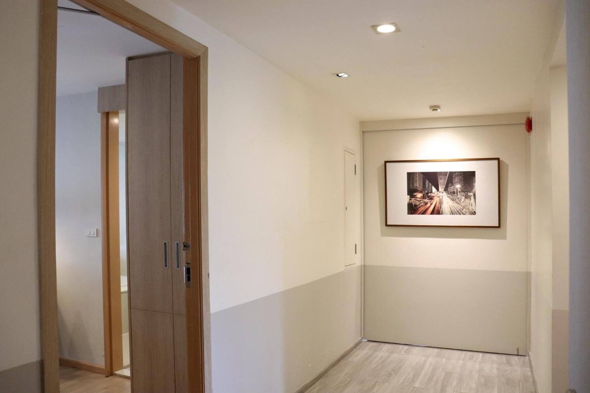 The Residence On Thonglor By Uhg Bangkok Esterno foto