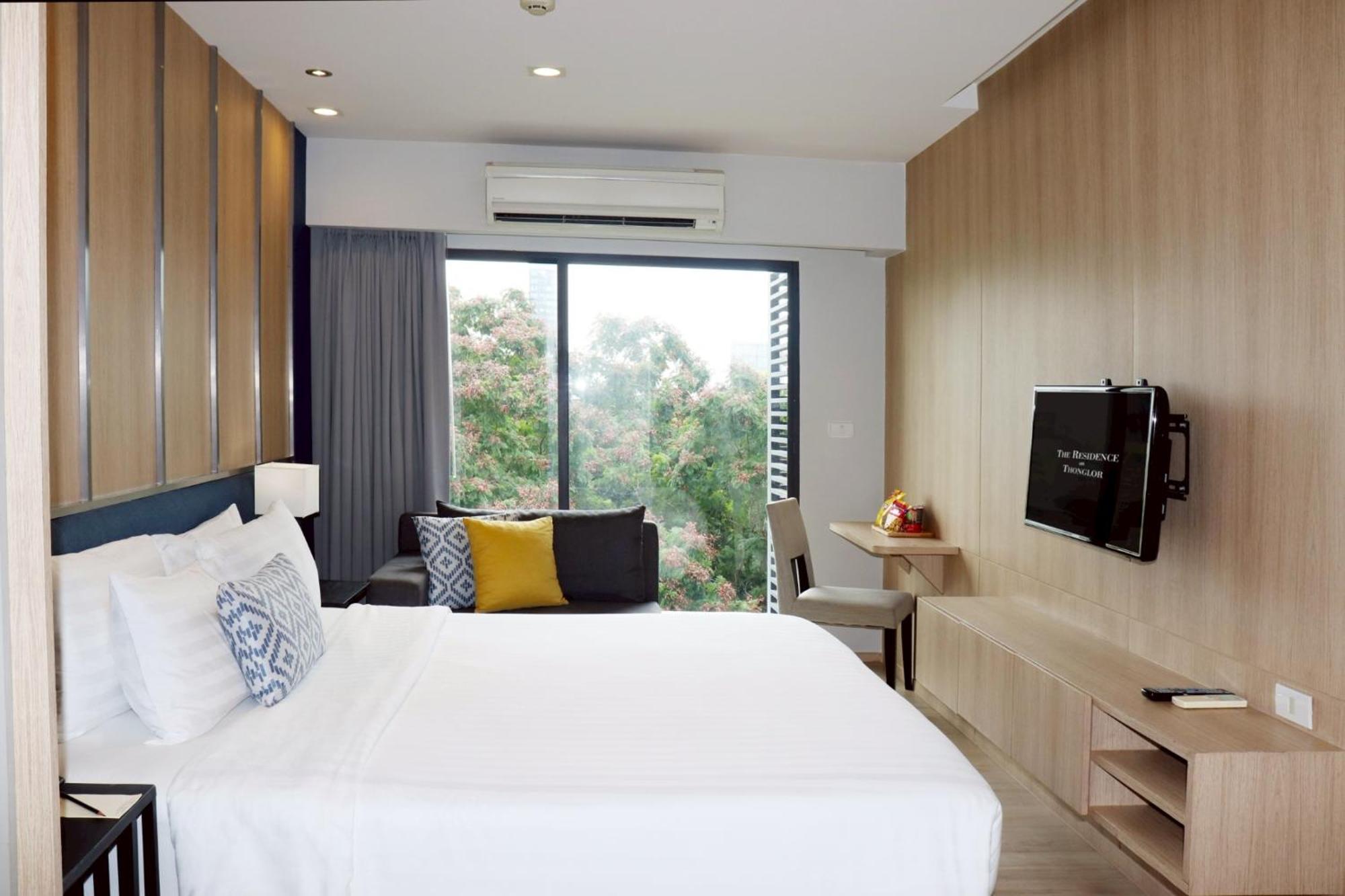 The Residence On Thonglor By Uhg Bangkok Esterno foto